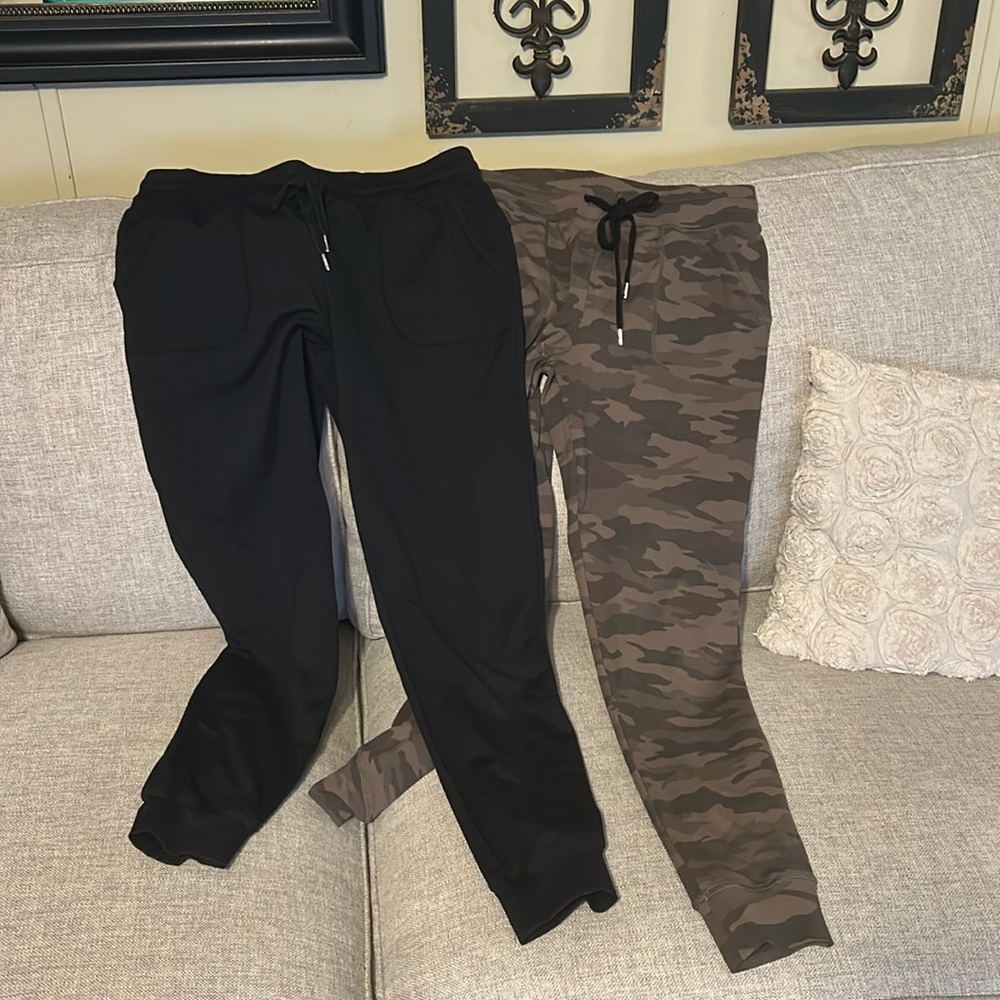 2 pair of Zyia Unwind joggers! Medium